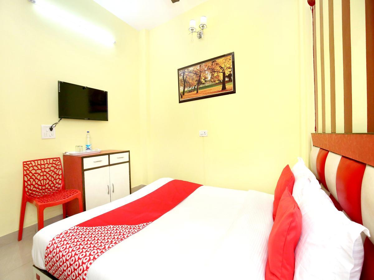 Oyo 12038 Hotel Alishan Chandīgarh Exteriör bild